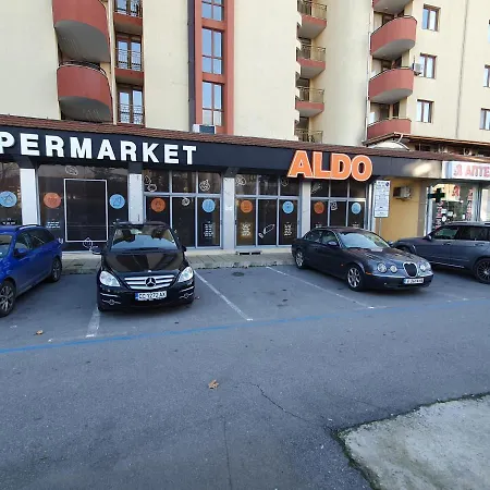 Ashton Hall - Sonnenstrand - Ost Apartman Napospart